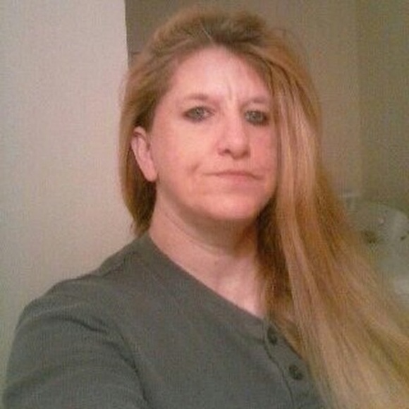 Meet your Posher, Ruby - Picture 1 of 1